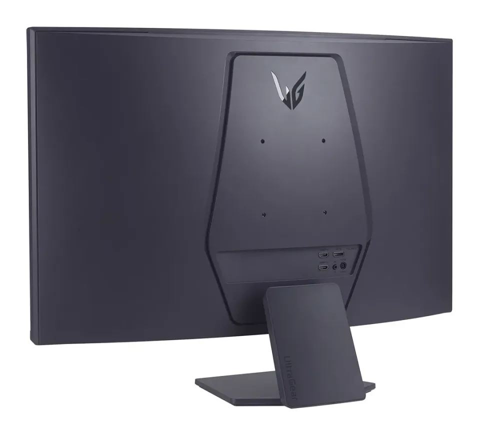 LG UltraGear/32GS60QC-B/32"/VA/QHD/180Hz/1ms/Black/2R