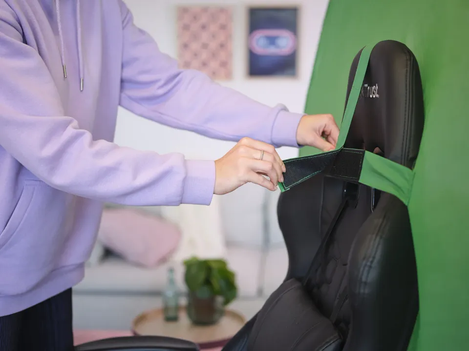 TRUST Kruhové Světlo + Green Screen Maku+ 2-in-1 Streaming Kit