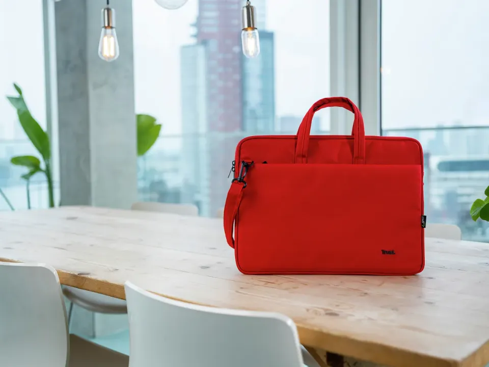 TRUST Pouzdro na notebook 16" Bologna Slim Laptop Bag Eco, červená