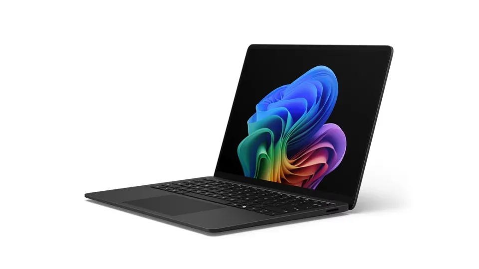 Microsoft Surface Laptop 13.8" (8. edice)/U7-366H/13,8"/2304x1536/T/32GB/1TB/Intel int/W11P/Black/2R