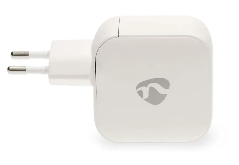 NEDIS síťová nabíječka/ 70 W/ PD 3.0/ rychlé nabíjení/ 1.5 / 2.25 / 2.5 / 3.0 / 3.5 A/ USB-A/ 2x USB-C/ bílá