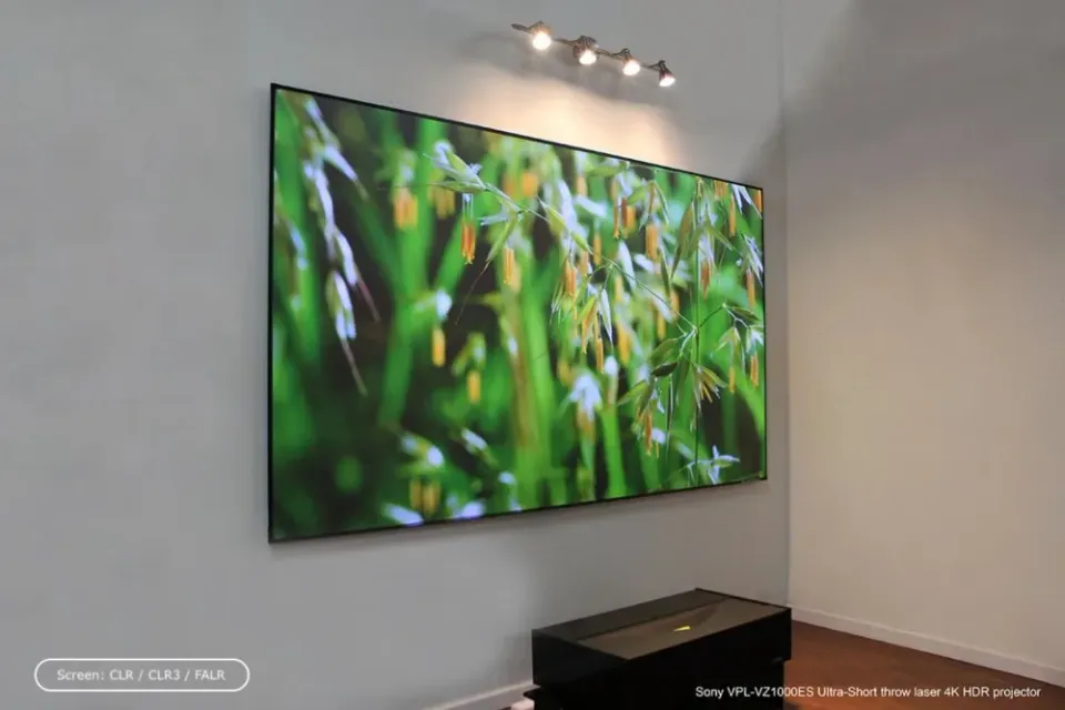 ELITE SCREENS plátno v pevném rámu 120" (305cm)/ 16:9/ 149,5×265,8cm/ CLR3/ bezrámové/ pro UST projektory