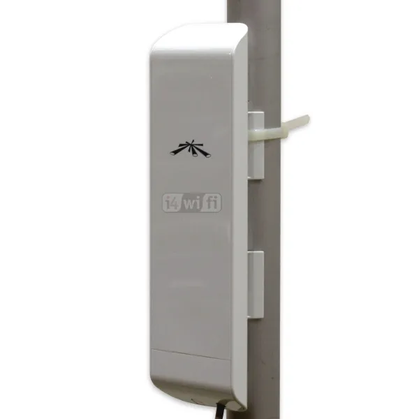 Ubiquiti NanoStation M5 - AP/client 5GHz, anténa 16dBi MIMO2x2, airMAX, 2x RJ45, PoE 24V