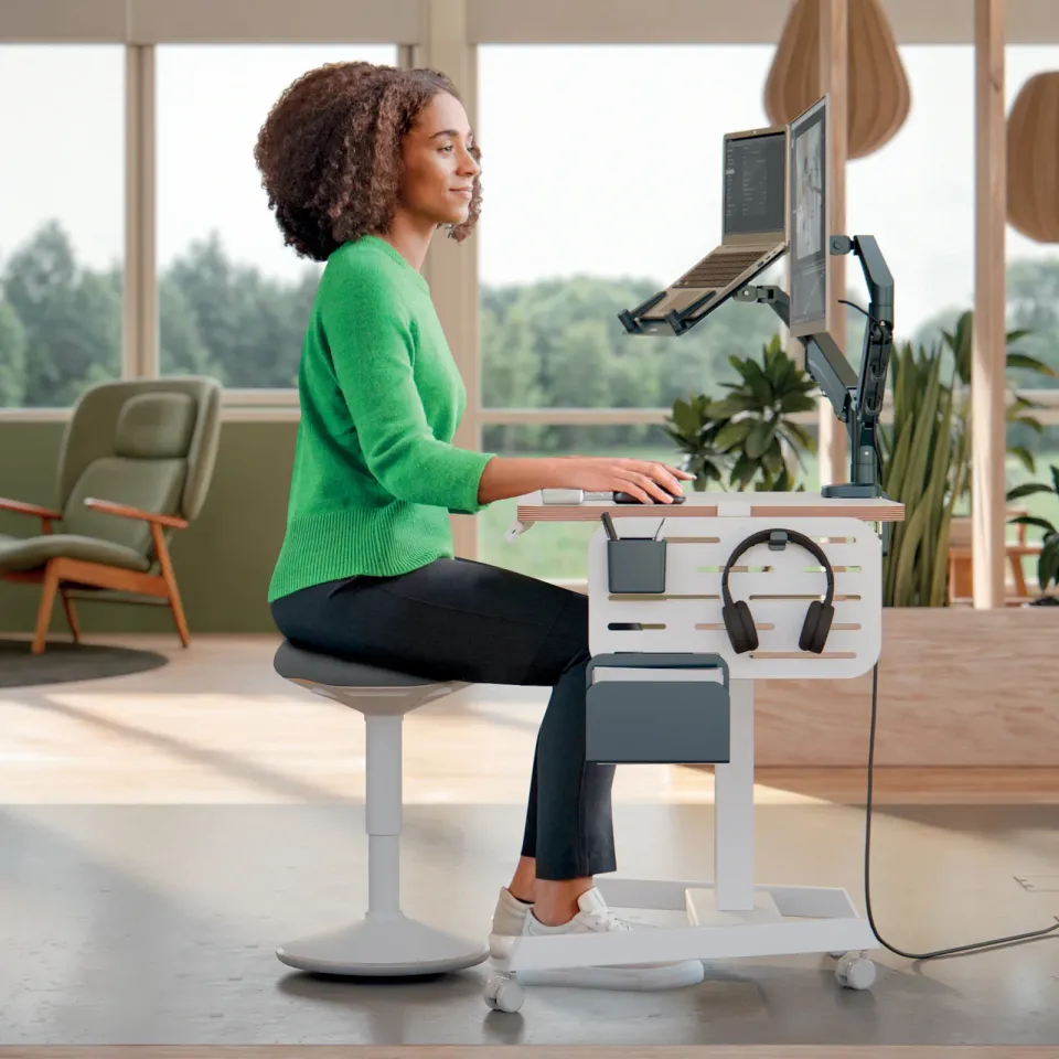 Leitz kolečka k výškově nastavitelnému elektrickému ergonomickému stolu Leitz Er