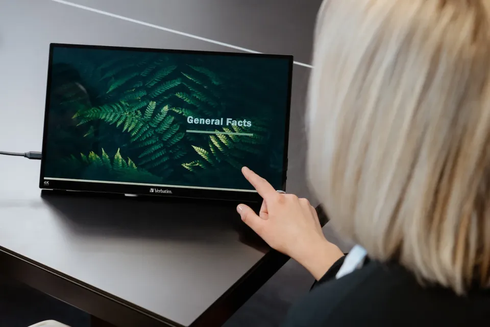 Verbatim PM-15-4K Přenosný dotykový monitor 15,6", 4K Ultra HD, Metal Housing