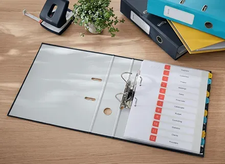 LEITZ Pákový pořadač 180° Cosy hebký A4 80 mm sametová šedá
