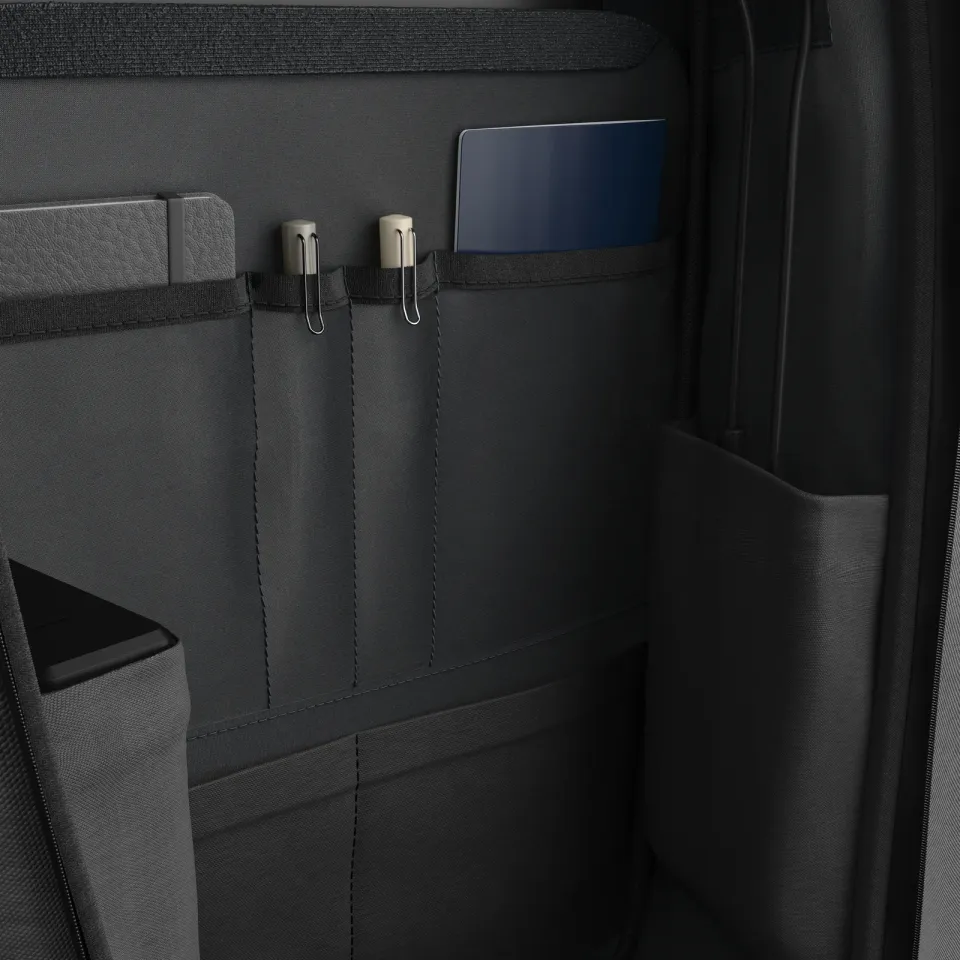 ThinkPad 16" Click-Go Backpack (Aura Edition)