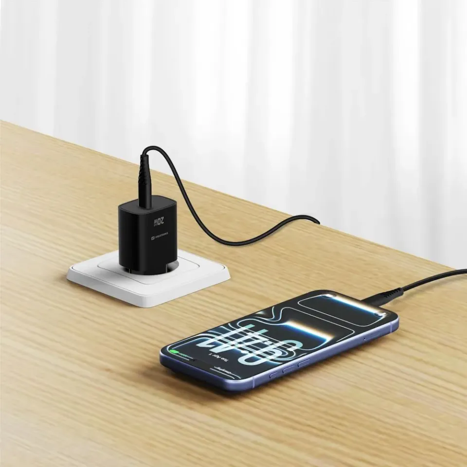 Swissten Síťový Adaptér Edge GaN 1x USB-C PD 20W Černý