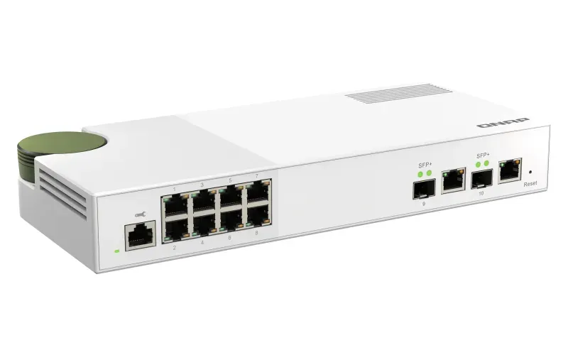 QNAP řízený switch QSW-M2108-2C (8x 2,5GbE RJ45 a 2x kombinované 10GbE SFP+ / RJ-45)