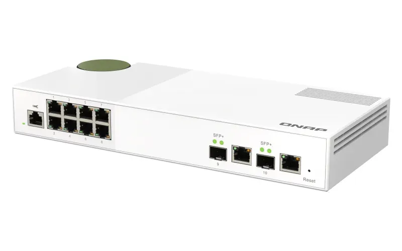 QNAP řízený switch QSW-M2108-2C (8x 2,5GbE RJ45 a 2x kombinované 10GbE SFP+ / RJ-45)