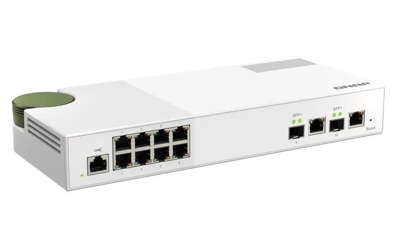 QNAP řízený switch QSW-M2108-2C (8x 2,5GbE RJ45 a 2x kombinované 10GbE SFP+ / RJ-45)