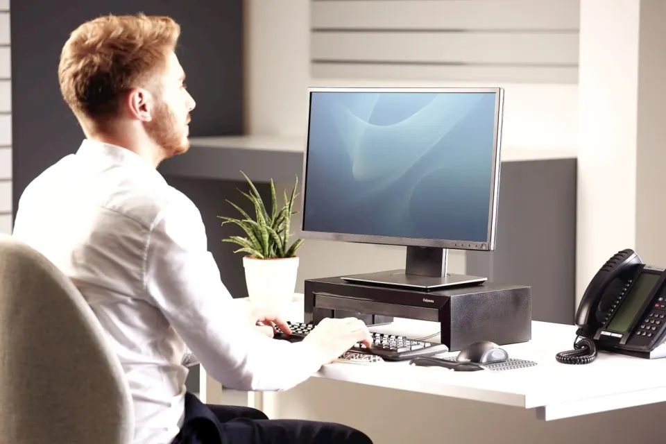 Fellowes stojan pod monitor Designer Suites