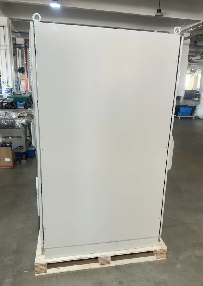 XtendLan Venkovní rozvaděč pro 19", 42U, š. 800, hl.1000mm, IP54, ventilace s termostatem, šedý, podstavec
