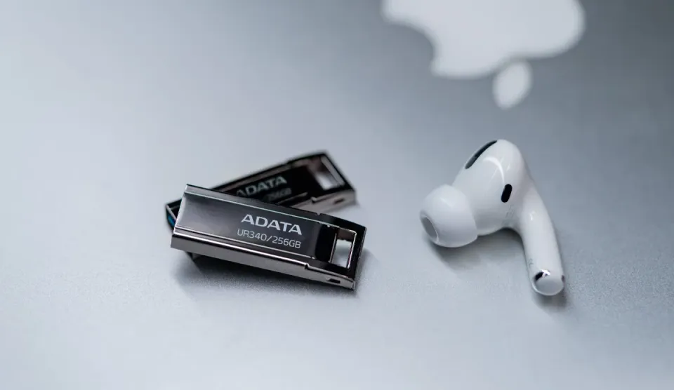 ADATA Flash Disk 256GB UR340, USB 3.2, černá