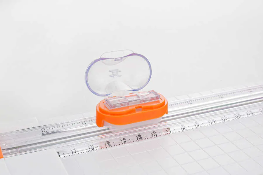 PEACH multifunkční řezačka 3 in 1 Rotary Trimmer PC200-10, A5