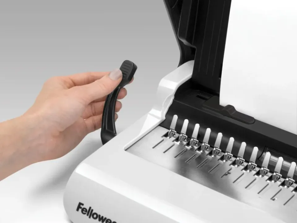 Fellowes Vazač STAR+