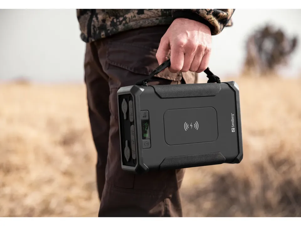 Sandberg Survivor Powerbank 8in1 96000